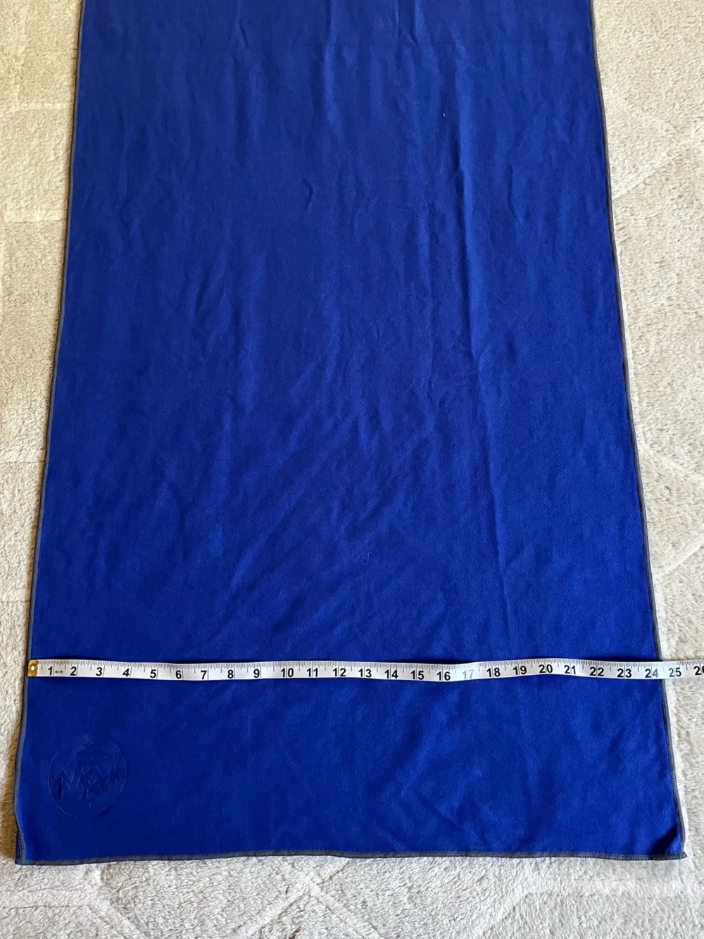 Manduka eQua HOLD Yoga Mat Towel